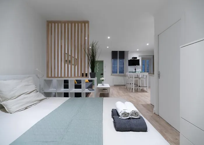 ※perrier Menthe※ Hyper-centre Et Tranquillite * Clermont-Ferrand